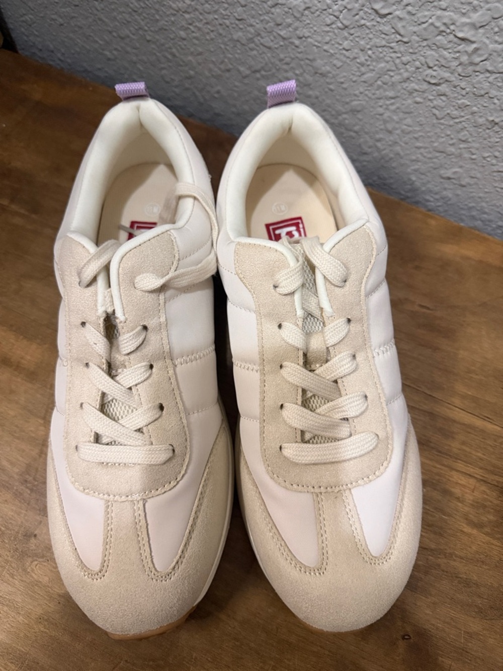 POP Solanas Casual Women's Cream & White Sneakers size 11 NEW - Picture 2 of 7